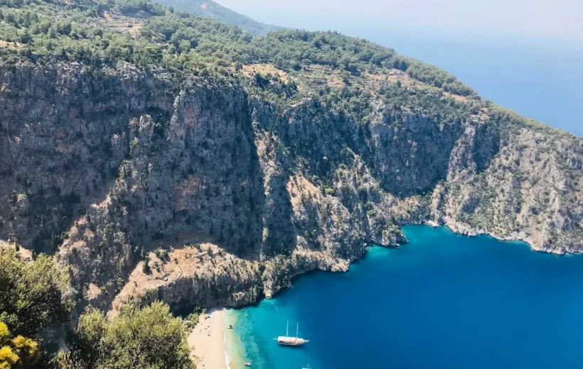 Letecký zájazd do Fethiye - kombinácia relaxu a poznávania