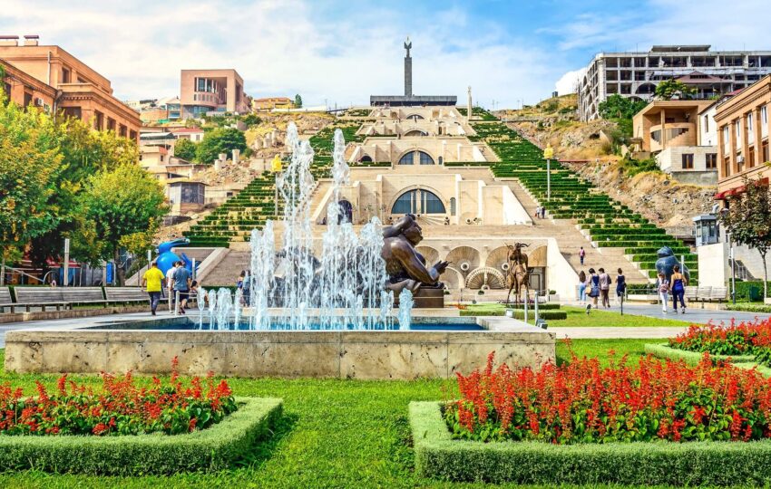 Poznavaci zajazd Armensko